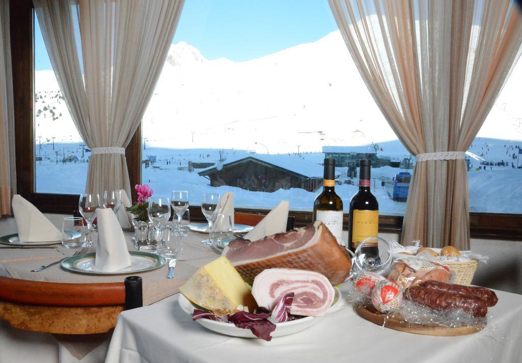 Savoia Hotel Passo del Tonale Exterior photo